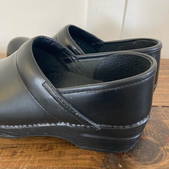 Dansko black leather professional nurses clogs shoes size EU 38 - Picture 10 of 11